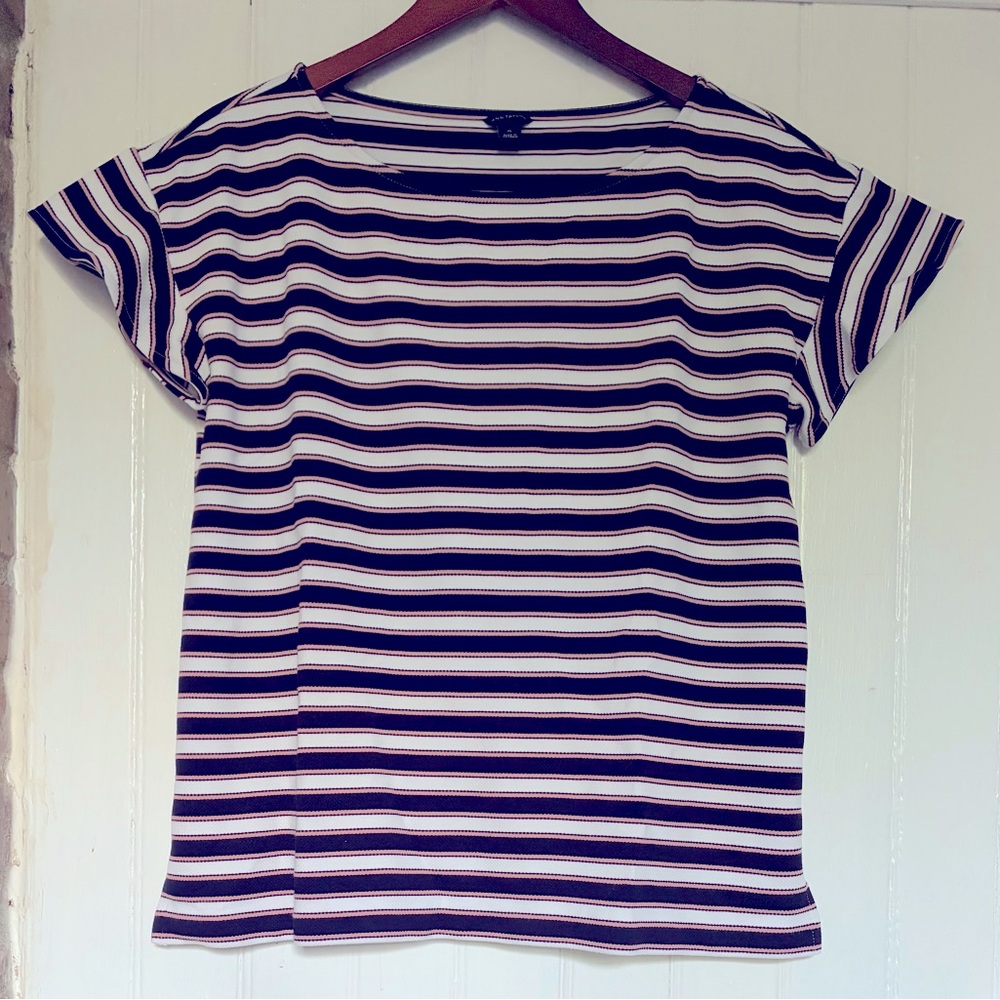 Ann Taylor Blue and White Boxy Cap Sleeve Tee, sz XL